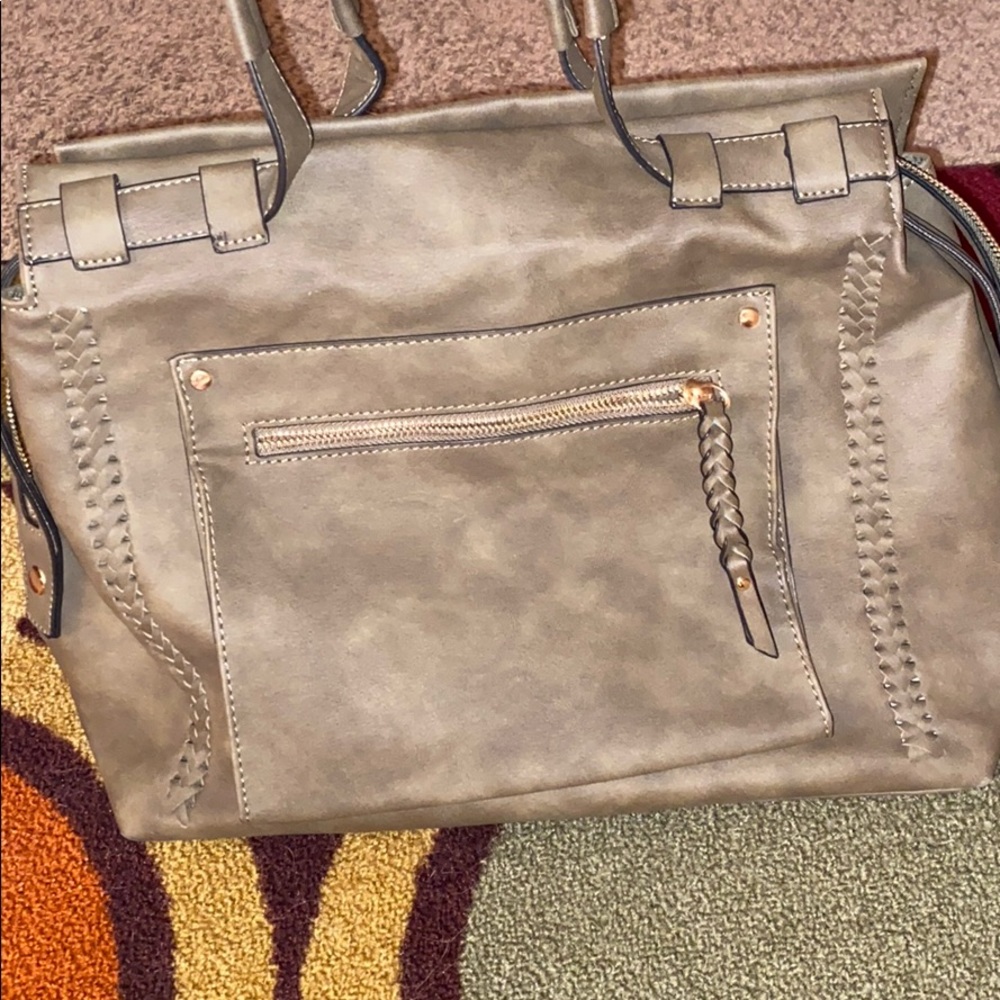 Green purse